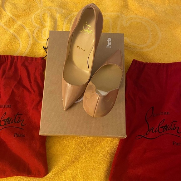 christian louboutin So Kate  8.5 - Picture 3 of 7